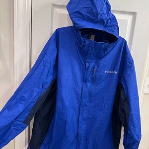 Columbia Men's Blue Raincoat